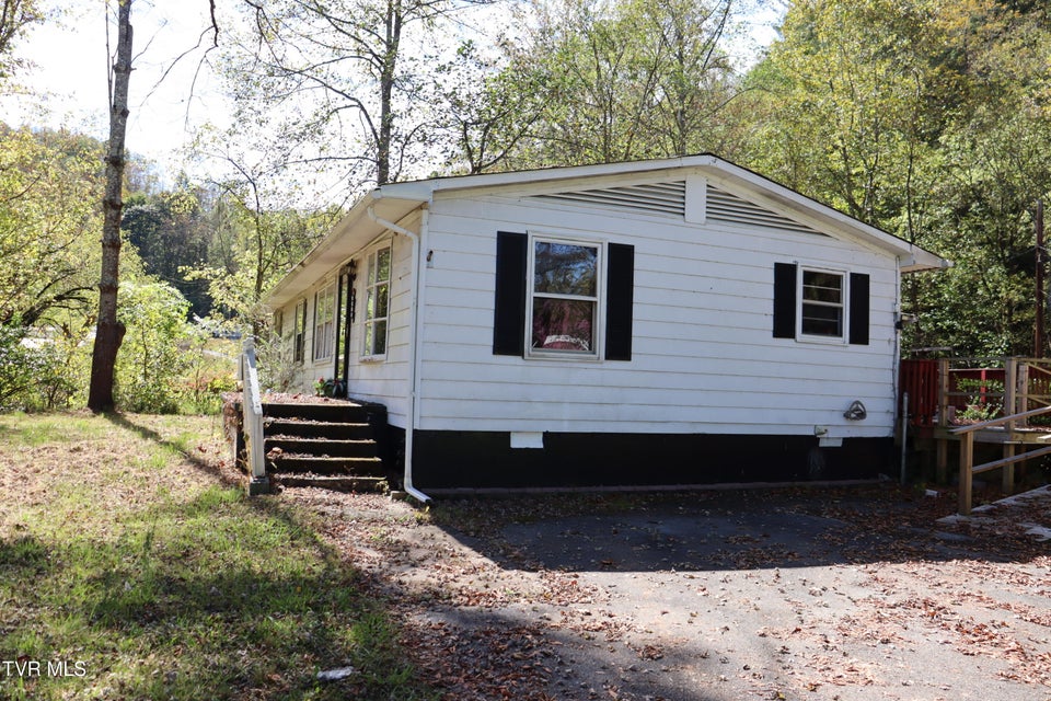Photo #10: 2053 Alto Street