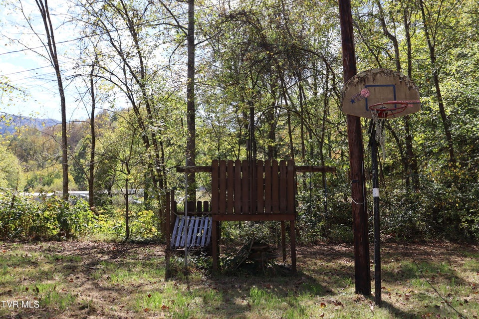 Photo #41: 2053 Alto Street