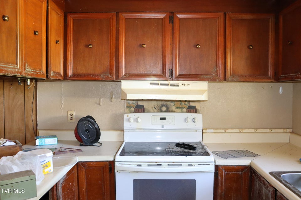 Photo #17: 2053 Alto Street