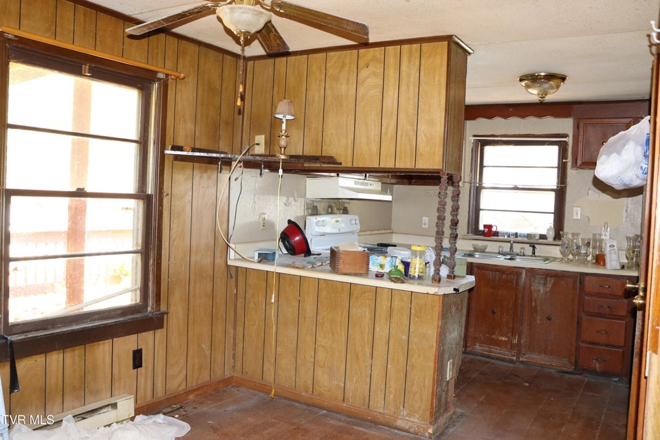 Photo #16: 2053 Alto Street