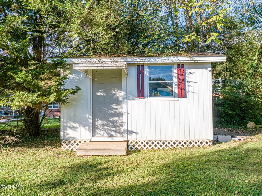Photo #6: 2410 Stewart Street