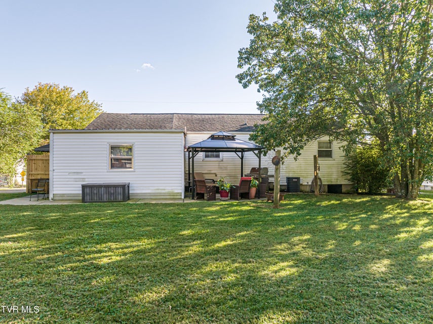 Photo #10: 2410 Stewart Street