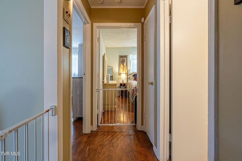 Photo #26: 2410 Stewart Street