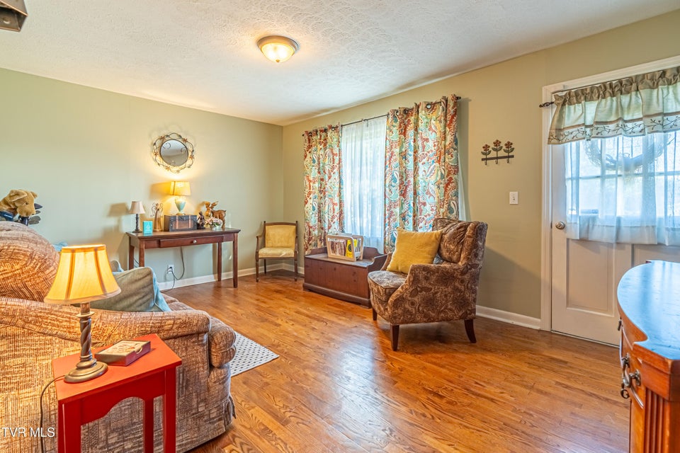 Photo #27: 2410 Stewart Street