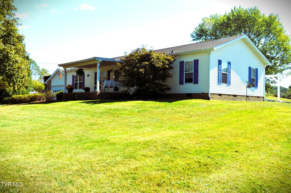 Photo #5: 231 Pine Street