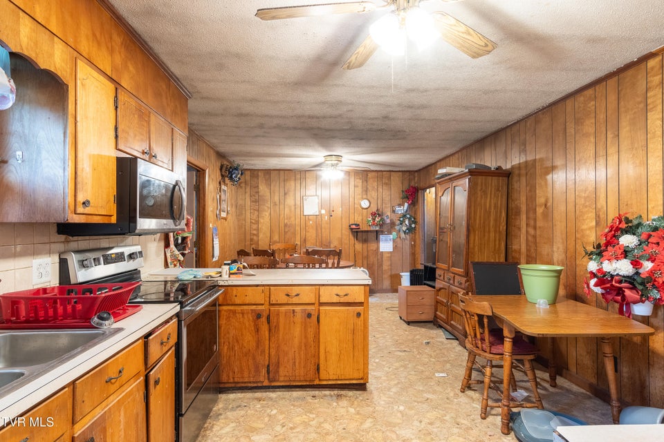 Photo #11: 170 Price Road