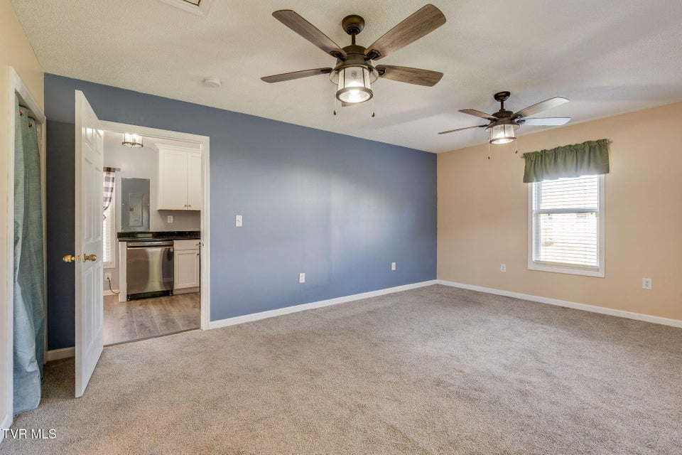 Photo #14: 1318 Willow Street