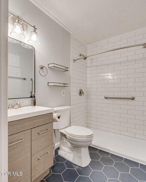 Photo #18: 1318 Willow Street
