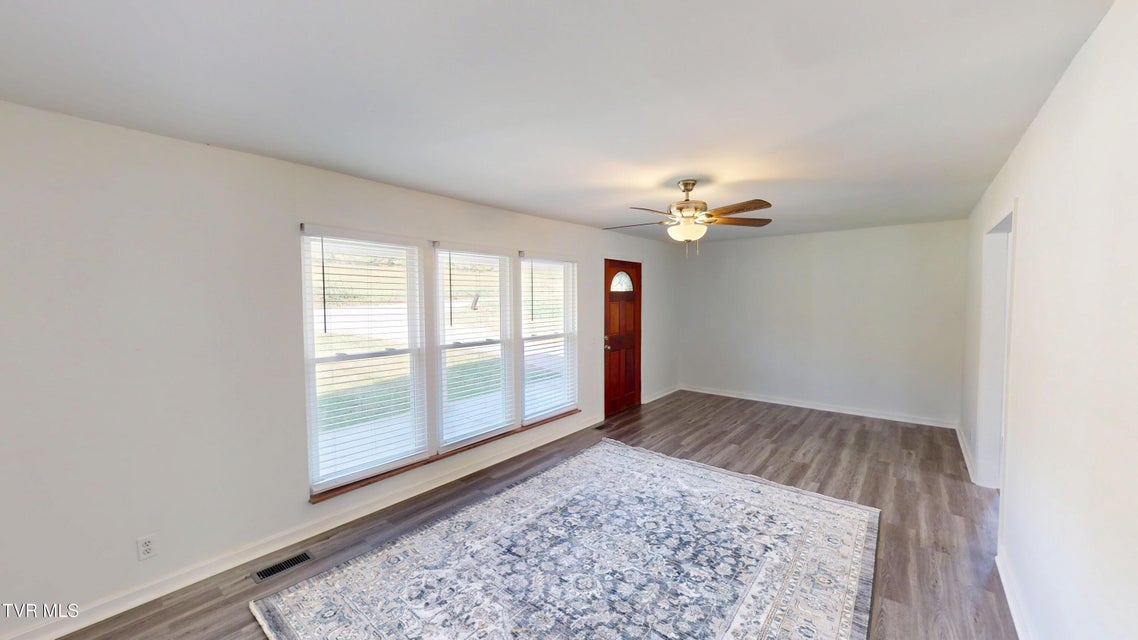 Photo #13: 929 Campbell Drive