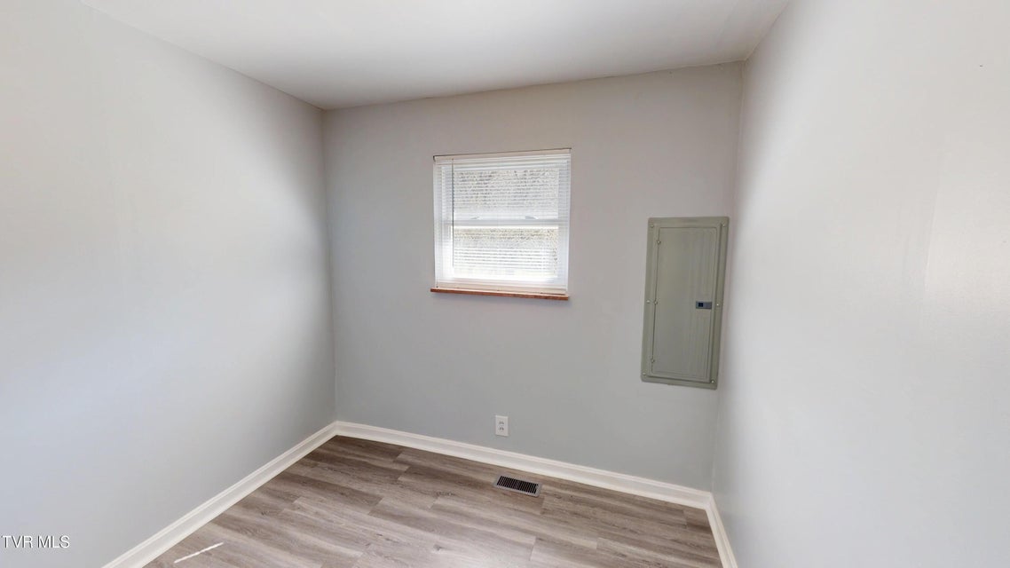 Photo #21: 929 Campbell Drive