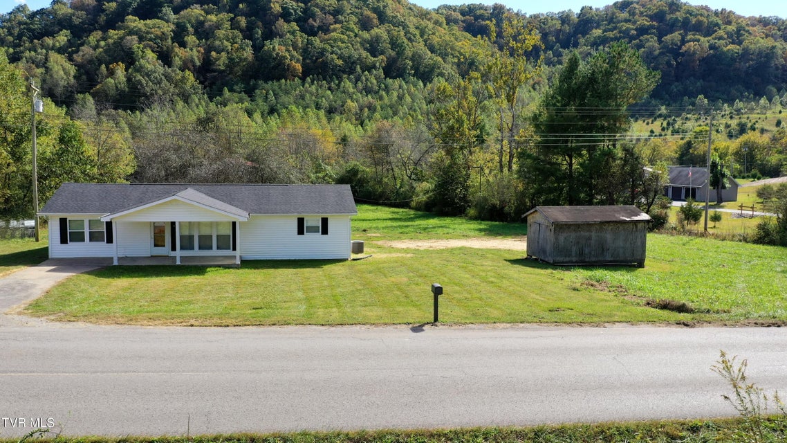 Photo #3: 929 Campbell Drive