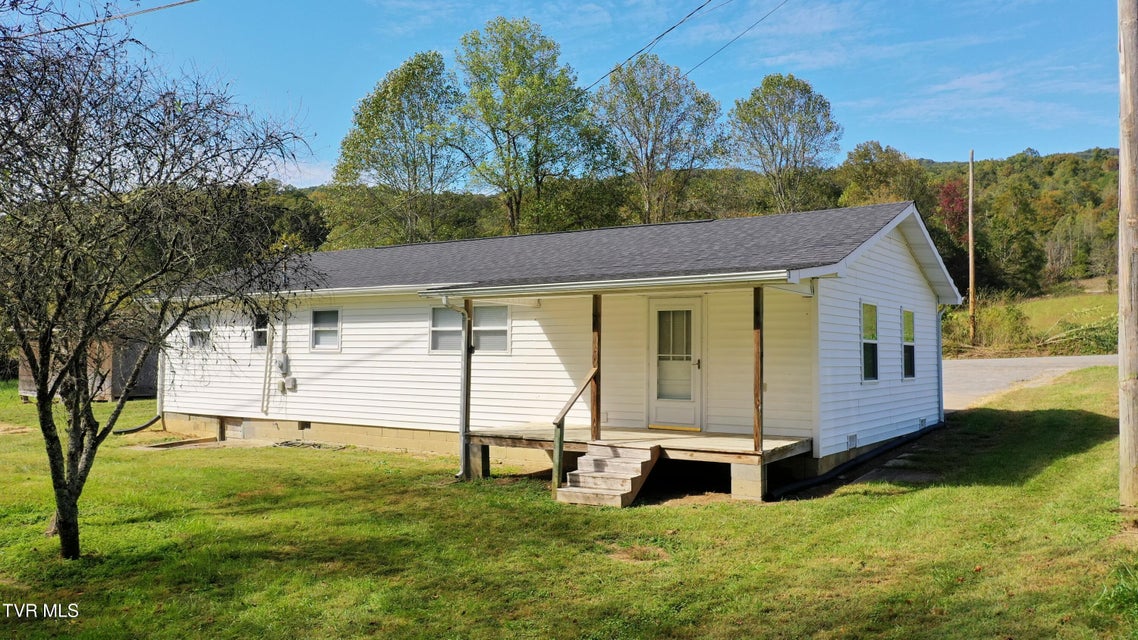 Photo #11: 929 Campbell Drive