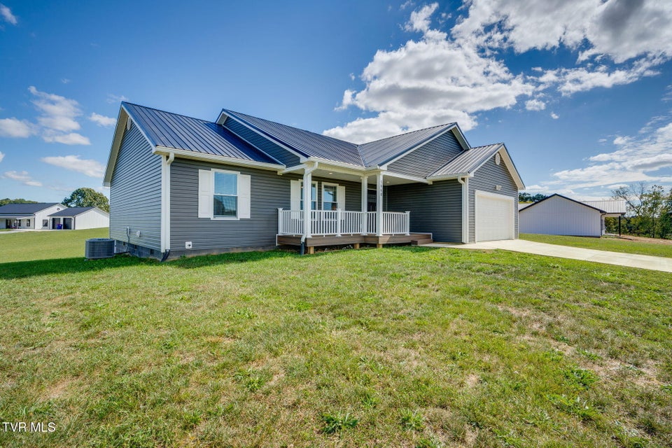 Photo #2: 5960 Snapps Ferry Road