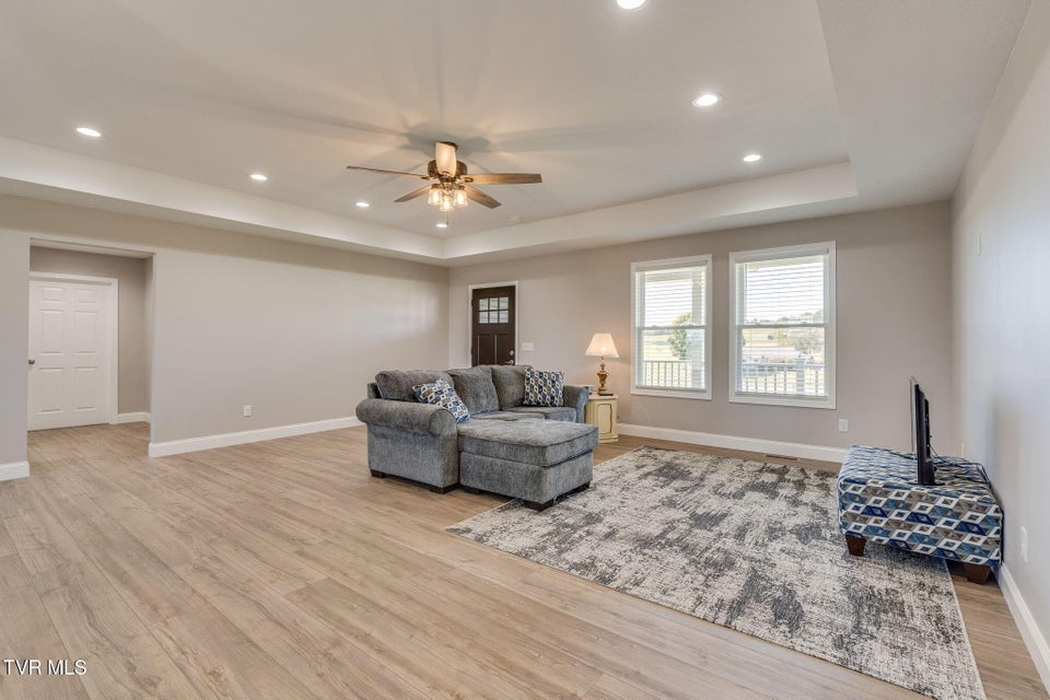 Photo #7: 5960 Snapps Ferry Road