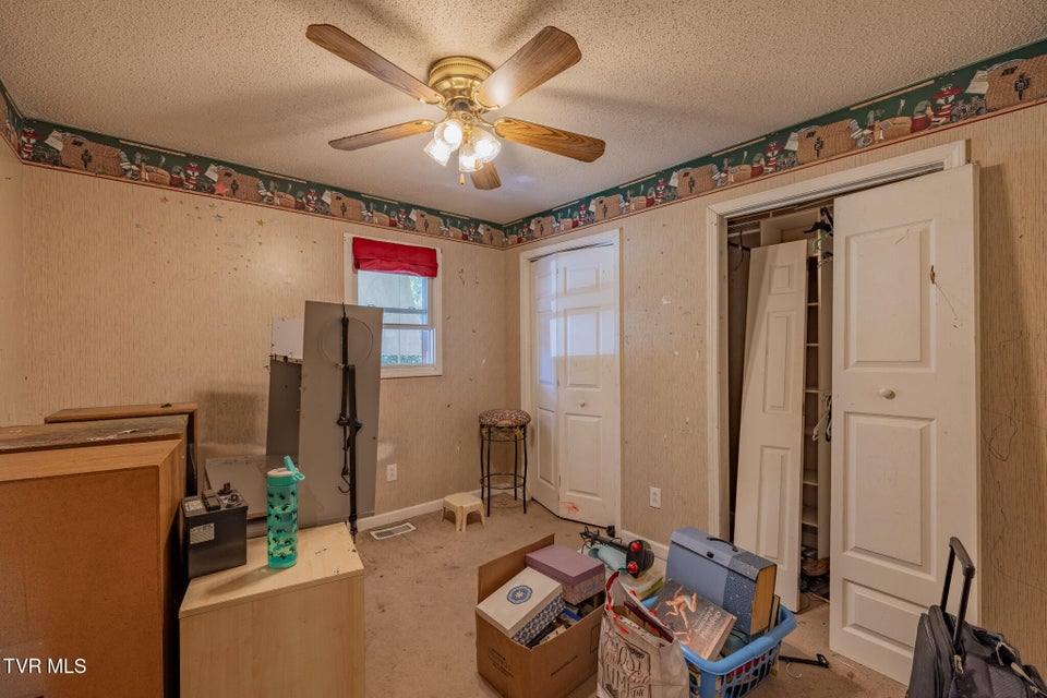 Photo #8: 481 Riverview Drive