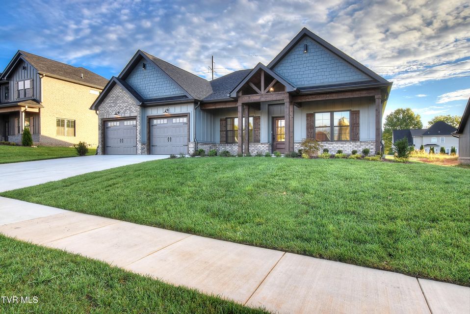 Photo #3: 30 Glaze Farm Way