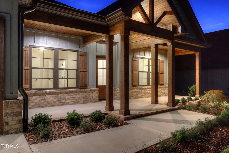 Photo #5: 30 Glaze Farm Way