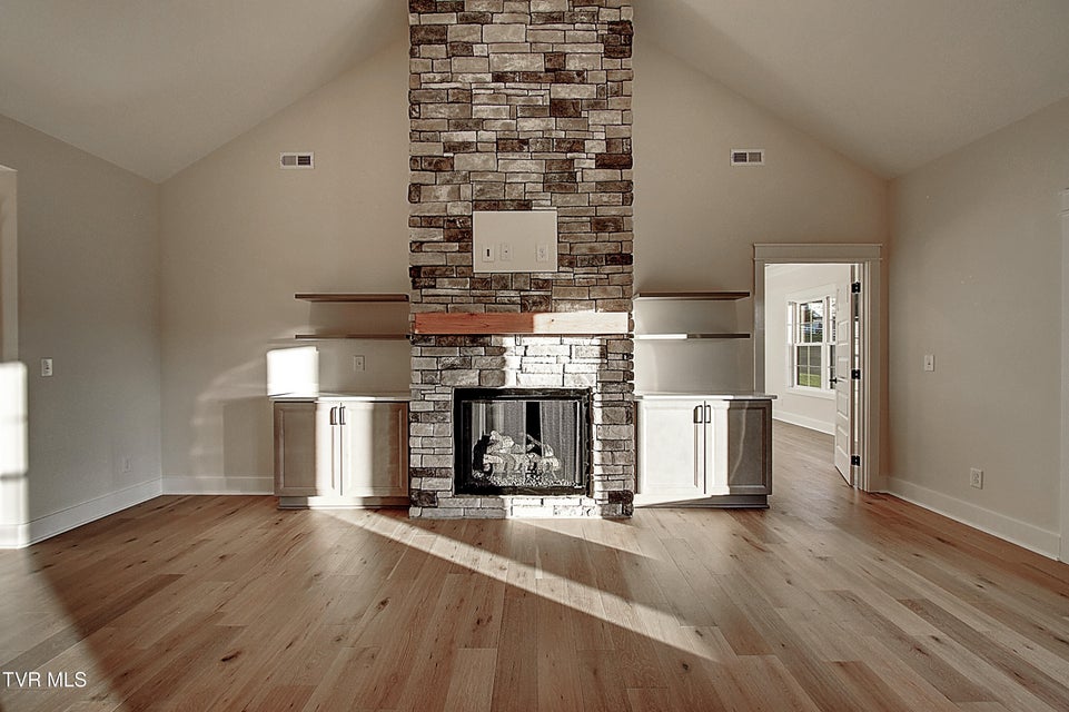 Photo #10: 30 Glaze Farm Way