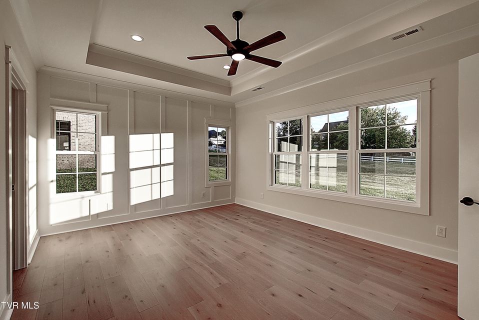 Photo #17: 30 Glaze Farm Way