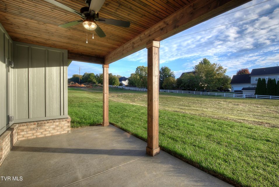 Photo #27: 30 Glaze Farm Way