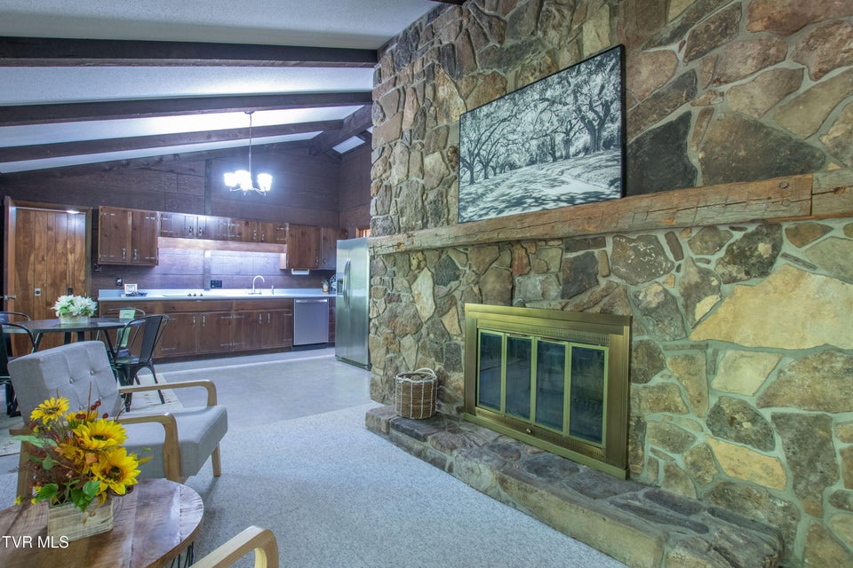 Photo #23: 521 Brookwood Drive