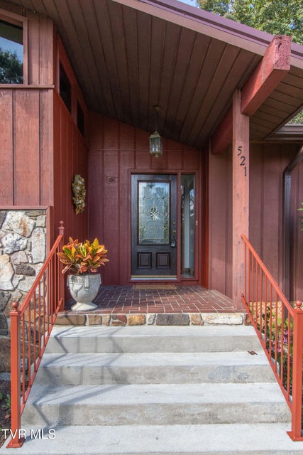 Photo #3: 521 Brookwood Drive
