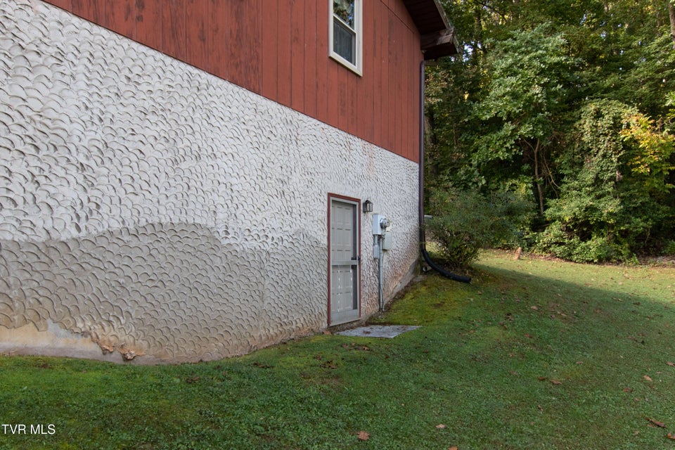 Photo #59: 521 Brookwood Drive