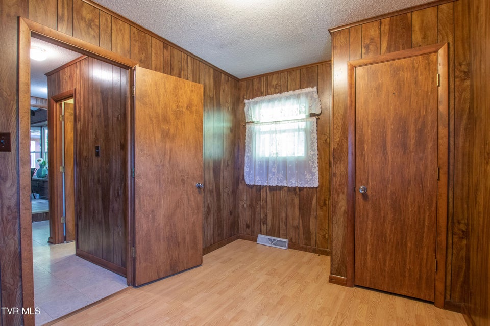Photo #42: 521 Brookwood Drive