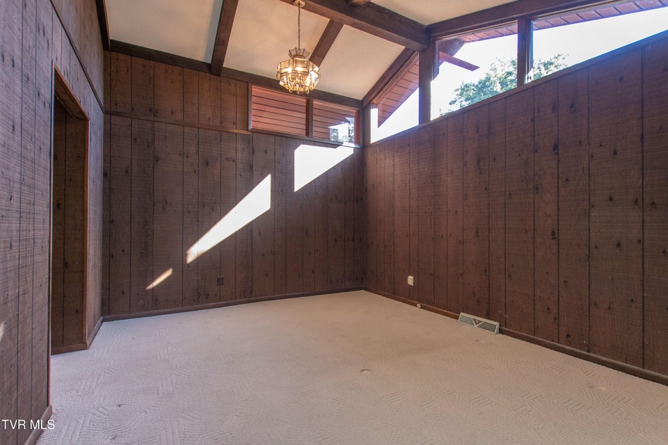 Photo #35: 521 Brookwood Drive