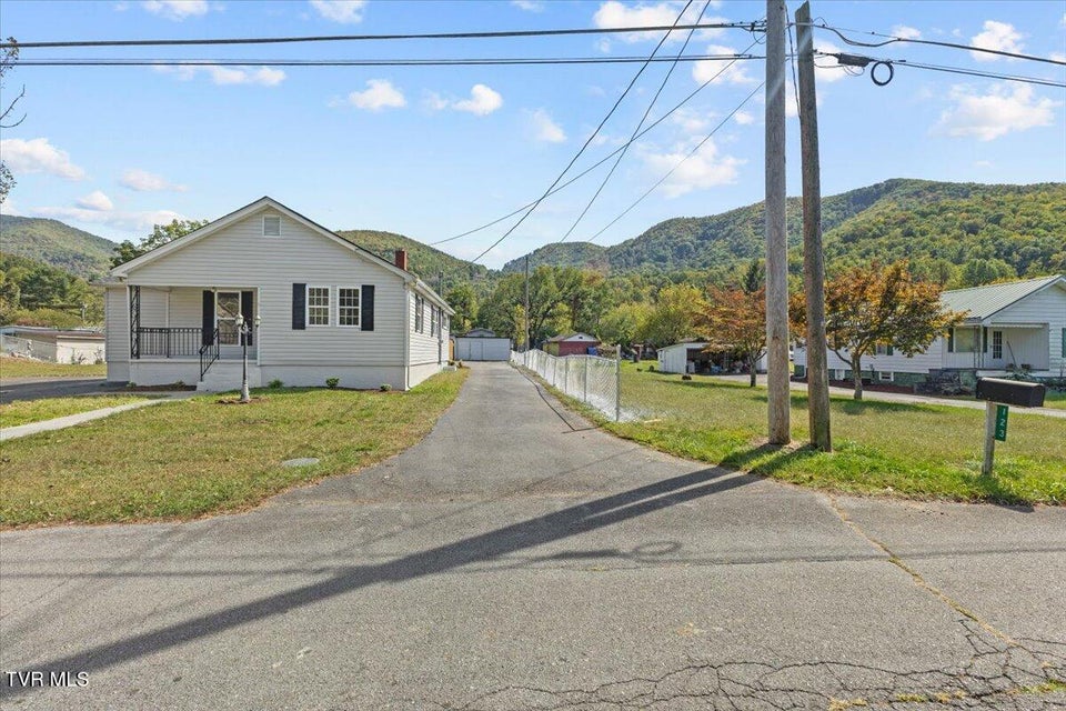 Photo #4: 117 Cates Corner