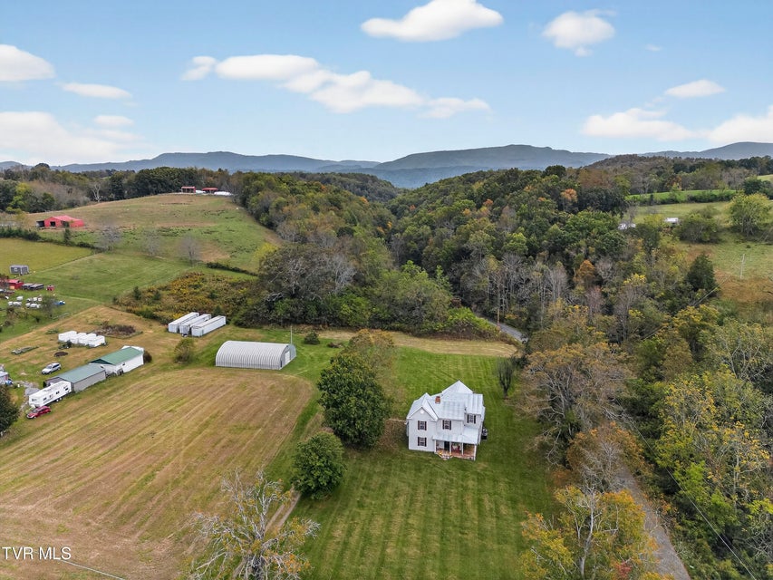 Photo #4: 33163 Clinchburg Road