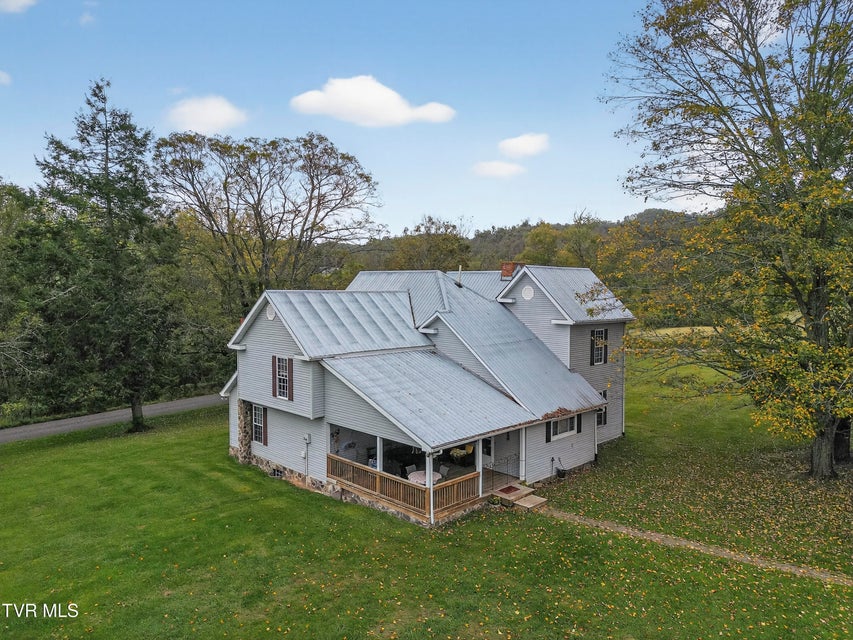 Photo #12: 33163 Clinchburg Road