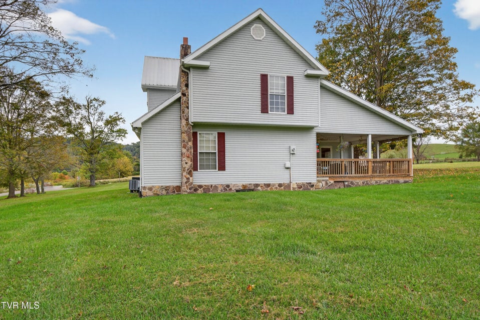 Photo #22: 33163 Clinchburg Road