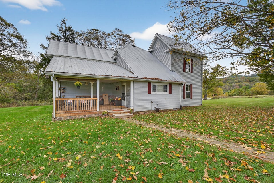 Photo #24: 33163 Clinchburg Road