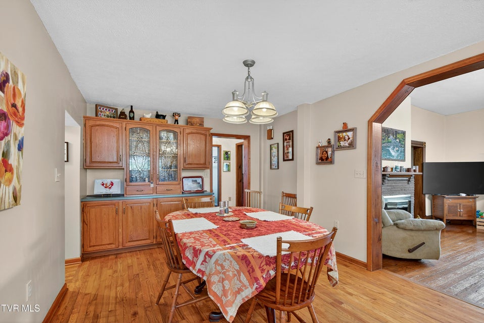 Photo #26: 33163 Clinchburg Road