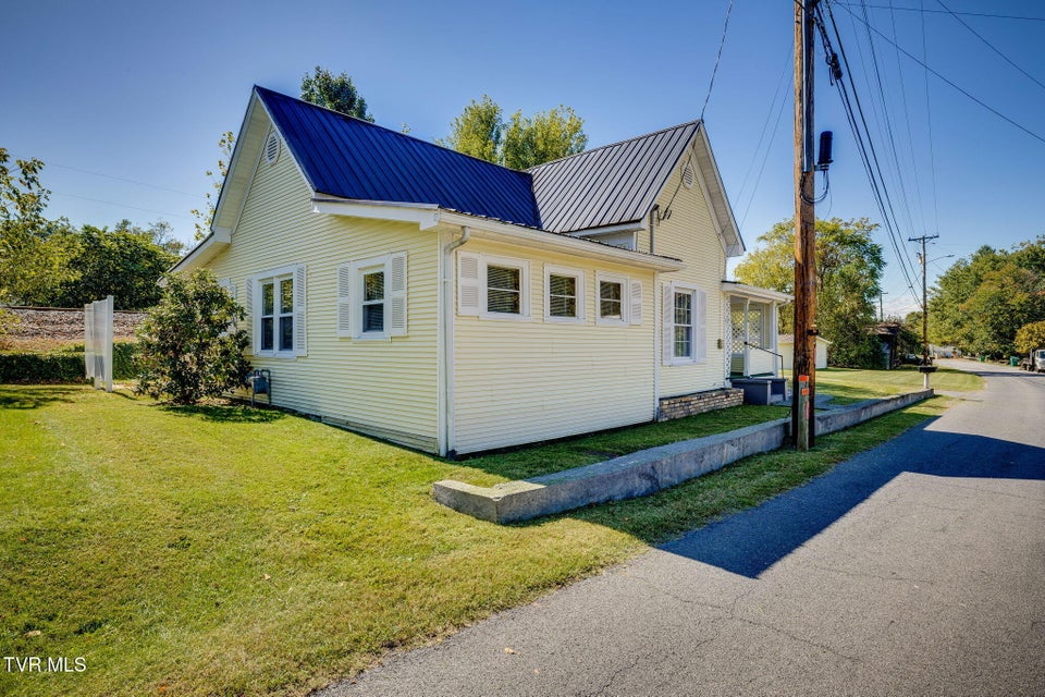 Photo #2: 230 Old Fishery Road