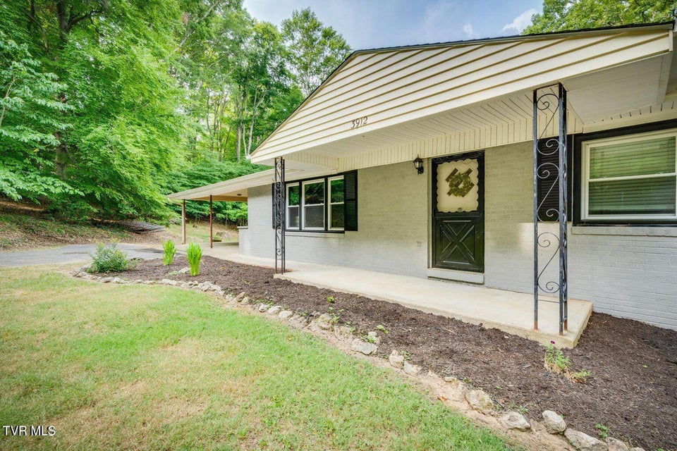 Photo #2: 3912 Inwood Drive