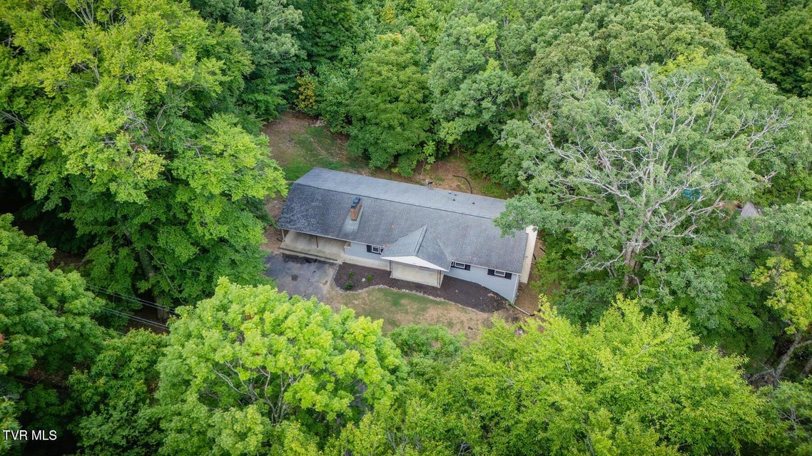 Photo #5: 3912 Inwood Drive