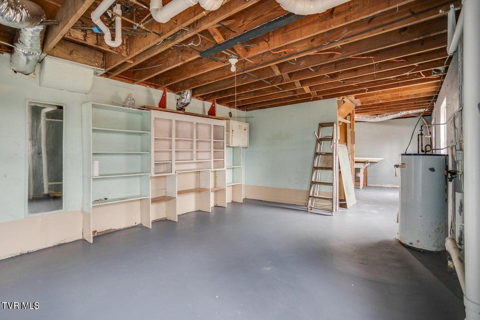 Photo #37: 3912 Inwood Drive