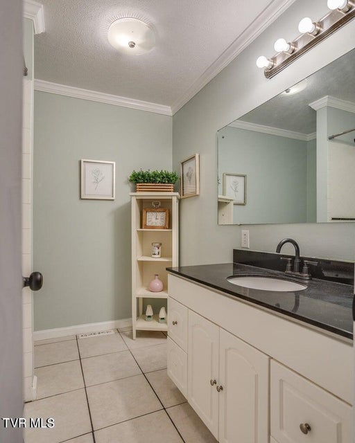 Photo #19: 3912 Inwood Drive