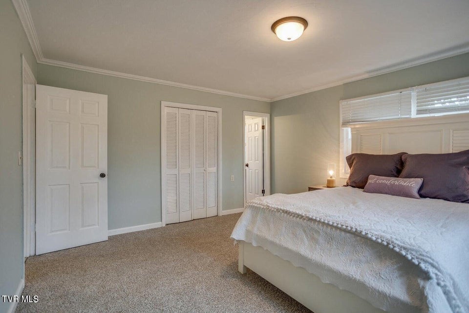 Photo #28: 3912 Inwood Drive