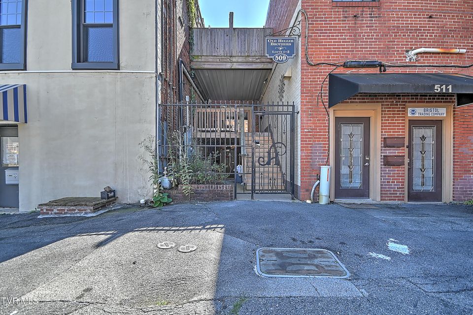 Photo #57: 509 State Street Street