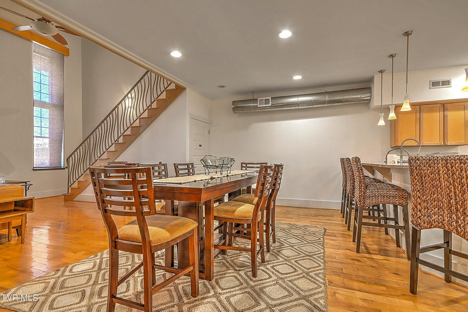 Photo #23: 509 State Street Street