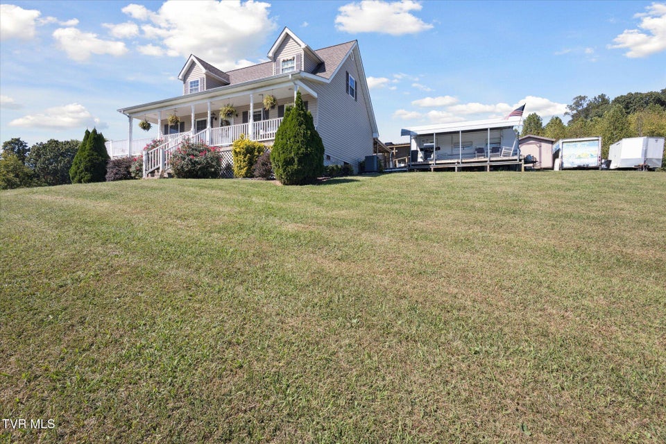 Photo #4: 19663 Park Ridge Drive