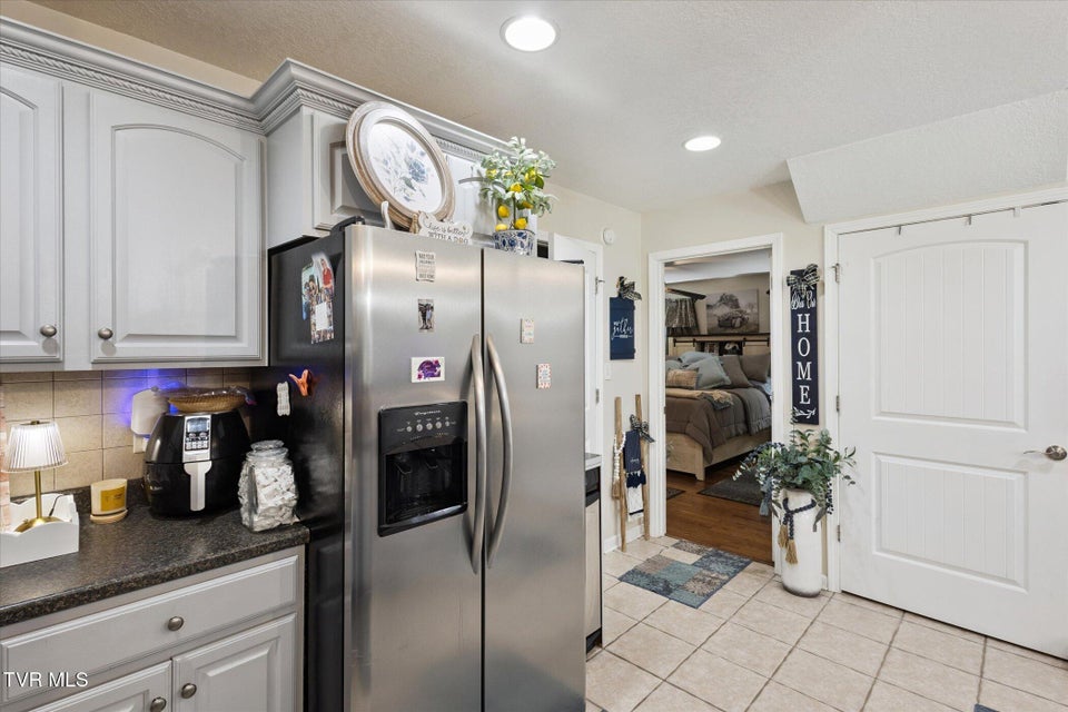 Photo #5: 19663 Park Ridge Drive