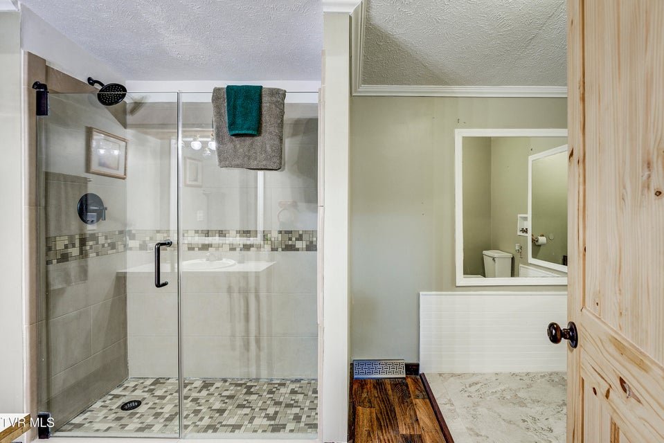 Photo #16: 438 Vfw Road