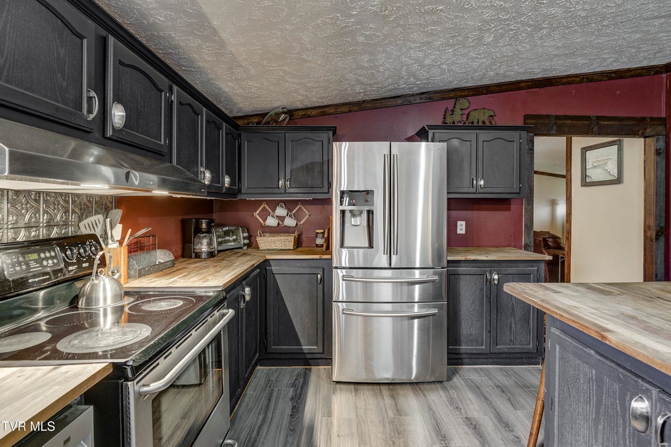 Photo #24: 438 Vfw Road