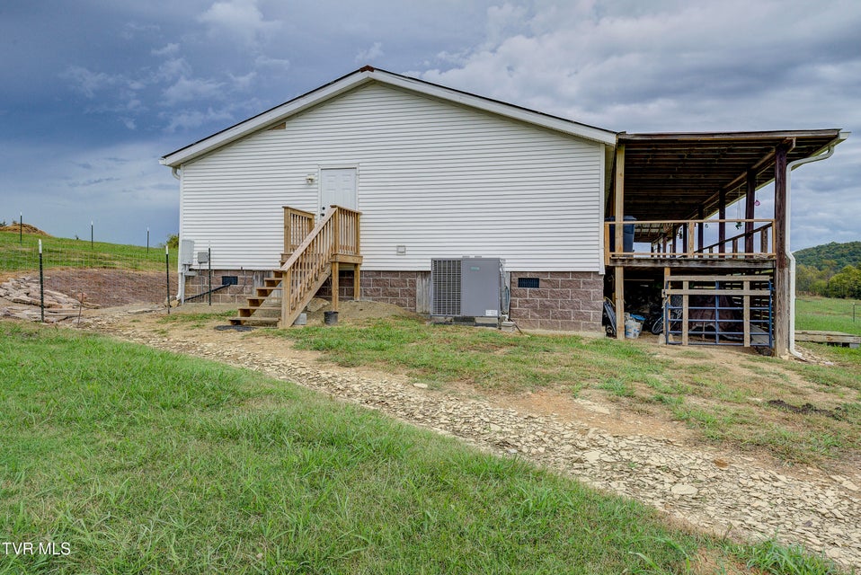 Photo #53: 438 Vfw Road