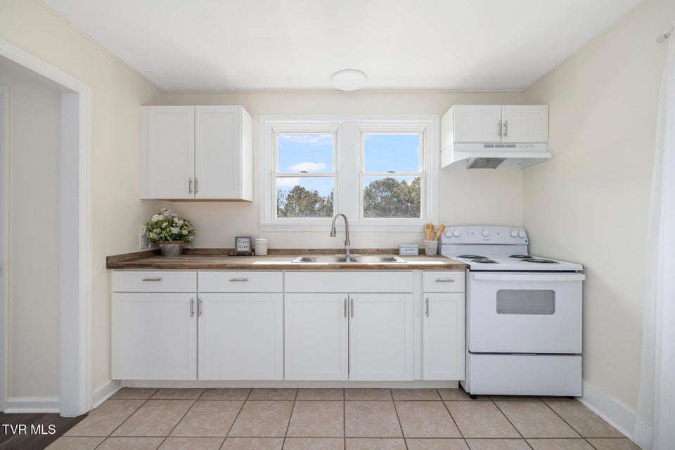 Photo #34: 260 Buttermilk Road