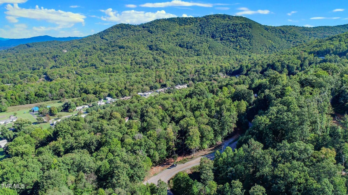 Photo #2: 1282 Applewood Rd 